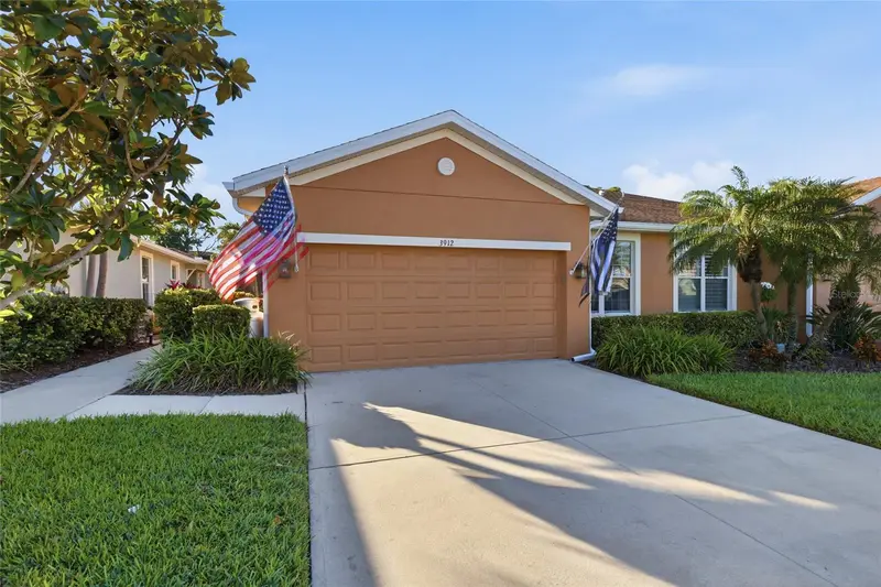 3912 Bridlecrest Ln, FL