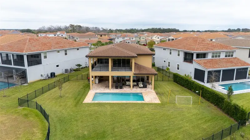 8112 Cleobury Dr, FL