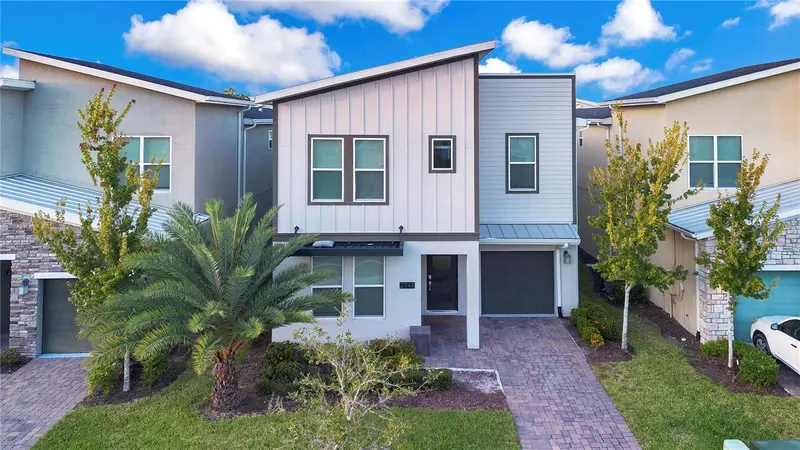 2748 Bookmark Dr, FL