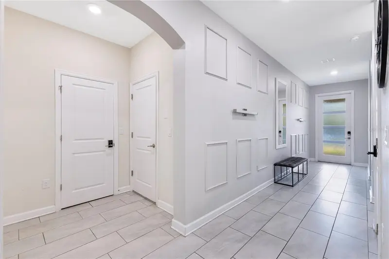 2748 Bookmark Dr, FL