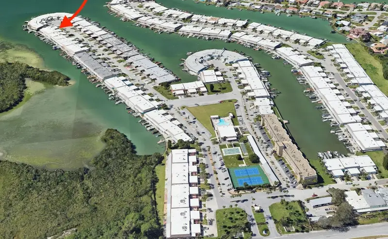 636 Boca Ciega Point Blvd S, FL