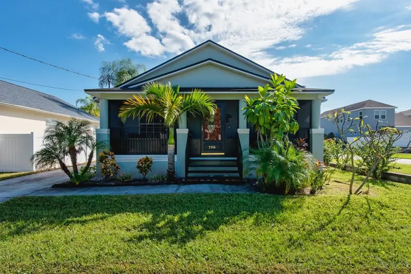 7516 S Mascotte St, FL