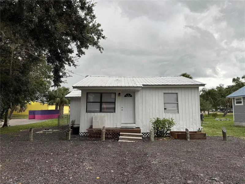 101 S Rogers Ave, FL