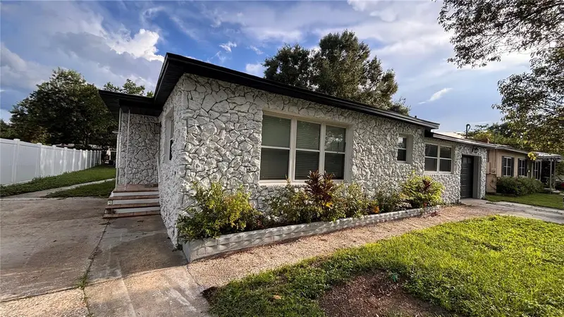 2816 Hargill Dr, FL