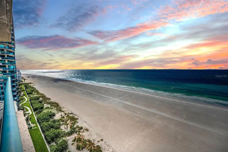 1520 Gulf Blvd #1101, FL