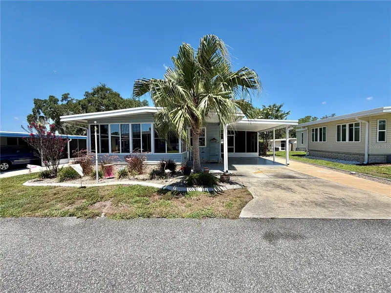 114 Jacaranda Dr, FL