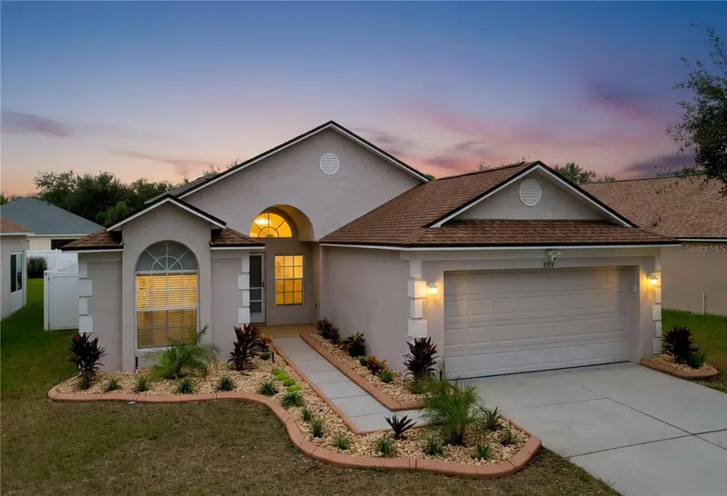 8527 Carriage Pointe Dr, FL
