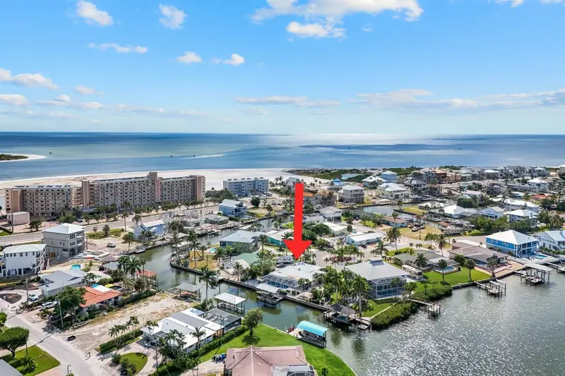 8552 Lagoon Rd, FL