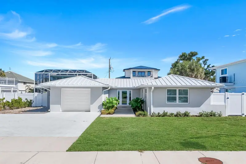 7987 Estero Blvd, FL