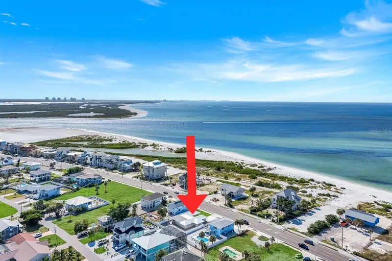 7987 Estero Blvd, FL
