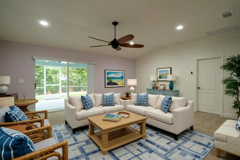 230 Cove At Eagle Lake Cir, FL