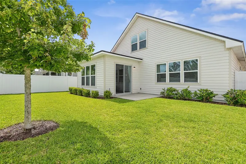 42 Moana Court S, FL