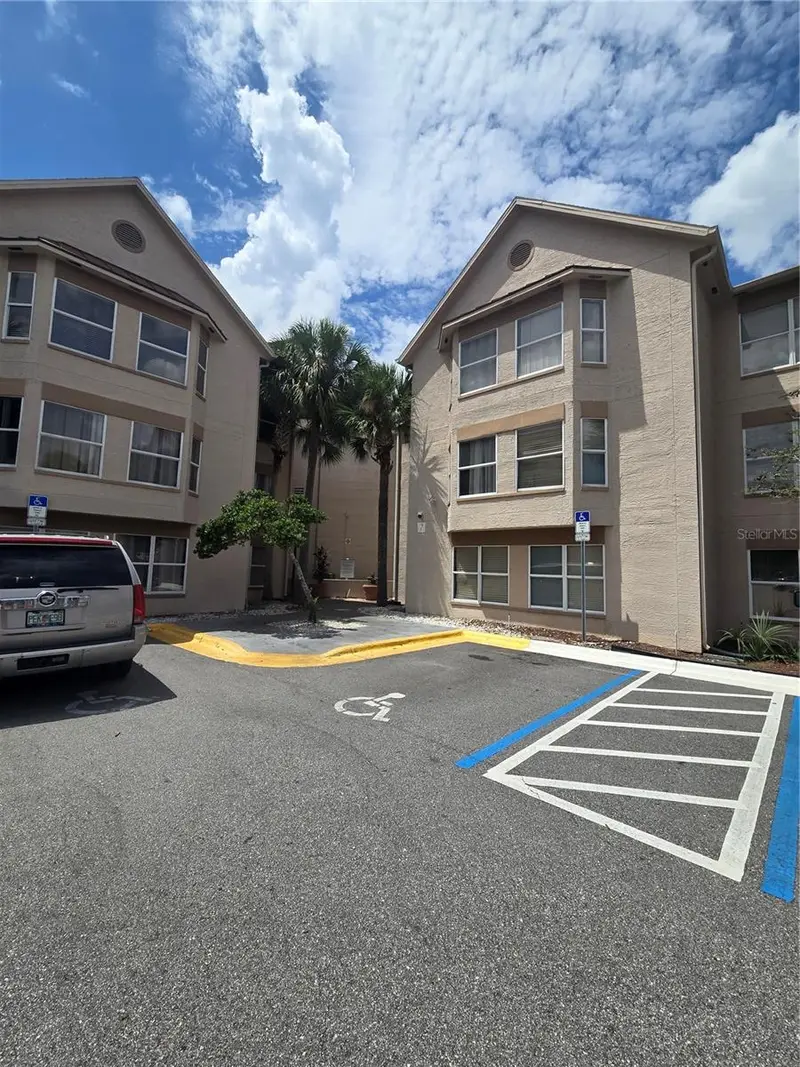 3100 Parkway Blvd #752, FL