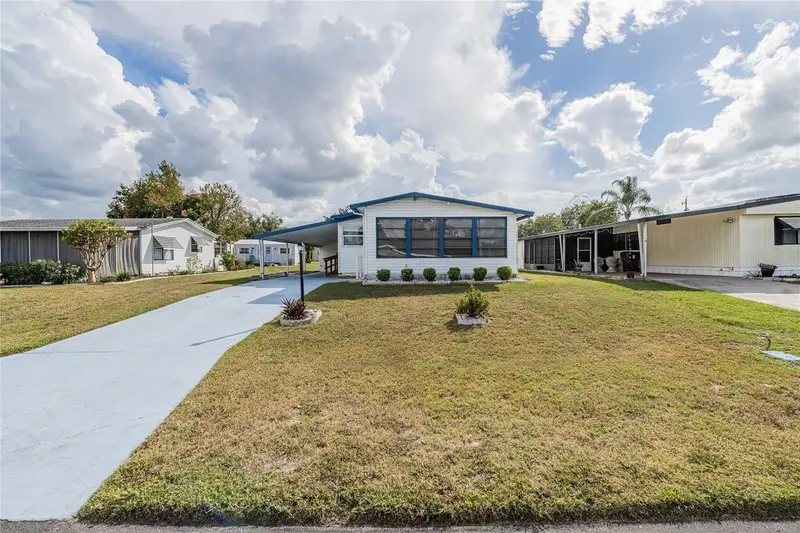 317 Monroe Dr, FL
