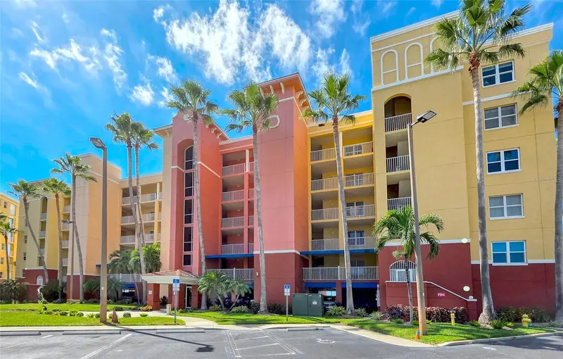 16600 Gulf Blvd #536, FL