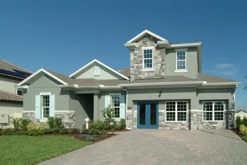 Avalon Woods pending
