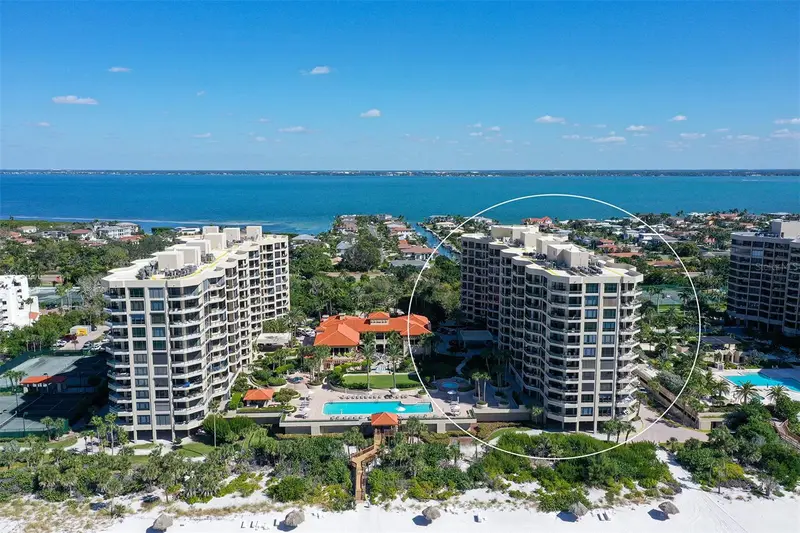 1241 Gulf Of Mexico Dr #804, FL