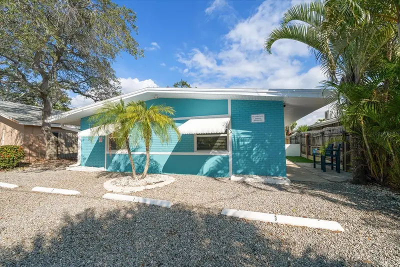 711 E Gulf Blvd, FL