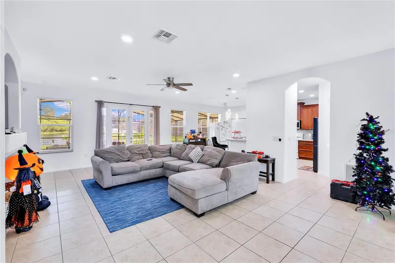 3480 Pawleys Loop N, FL