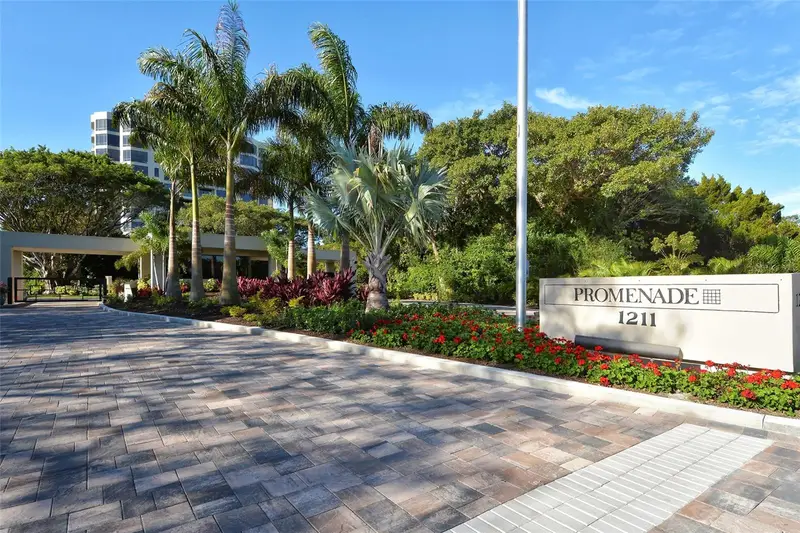 1211 Gulf Of Mexico Dr #301, FL