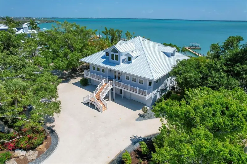 19 Grouper Hole Dr, FL