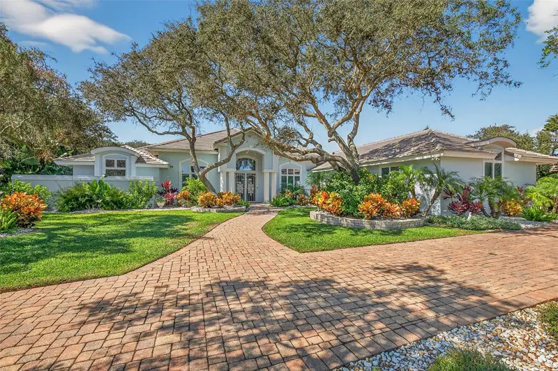 13 Anastasia Ct, FL