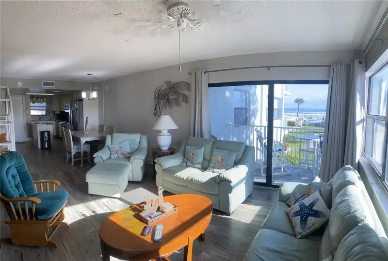 1571 S Atlantic Ave #201, FL