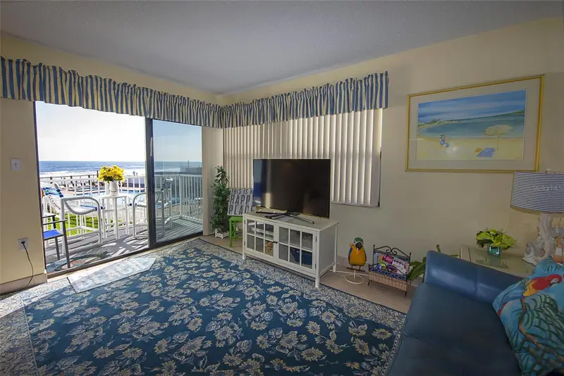 1571 S Atlantic Ave #206, FL