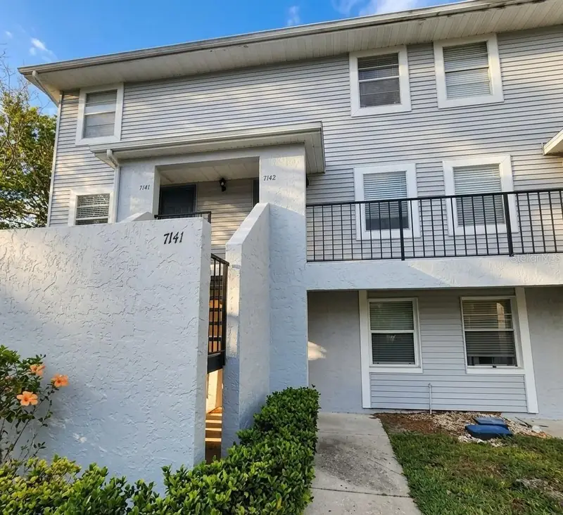 7141 E Bank Dr #7141, FL