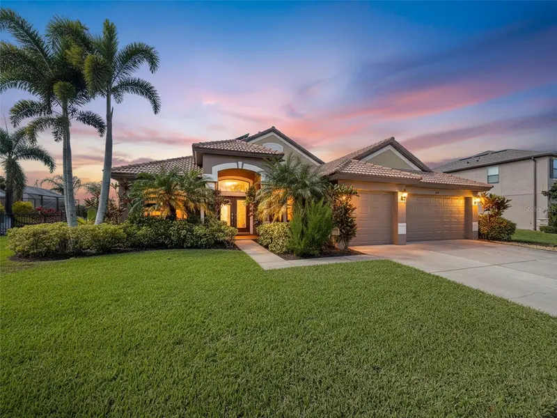 335 Cockle Shell Loop, FL