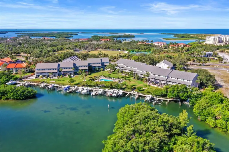 1355 Pinellas Bayway S #19, FL