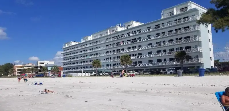 8470 Gulf Boulevard, FL