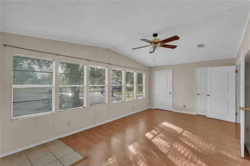 202 Dana Ct, FL