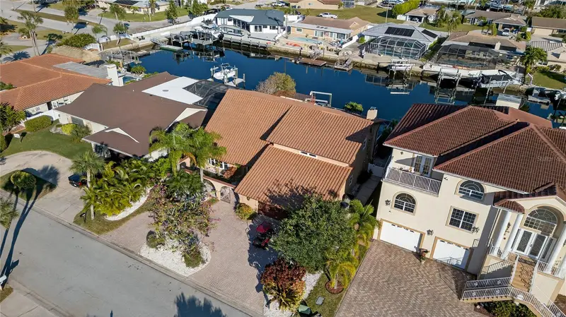 5124 South Shore Drive, FL