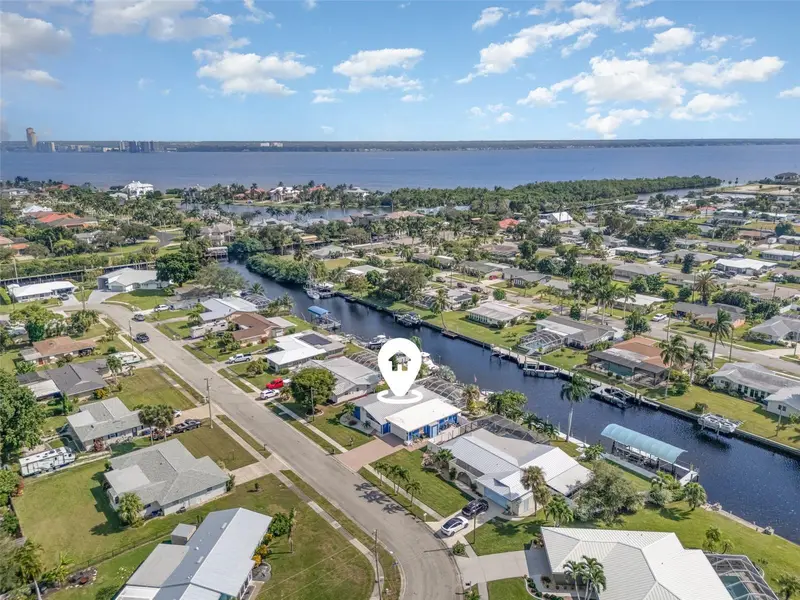 1661 Swan Ter, FL
