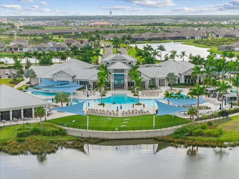 9434 Ballaster Pointe Loop, FL