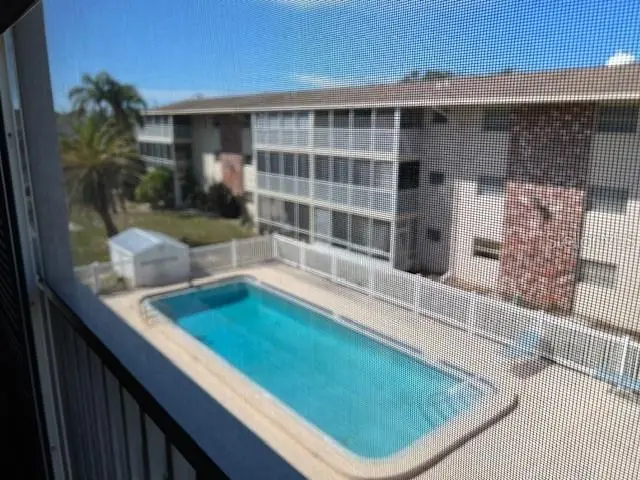 3751 S School Ave #29, FL
