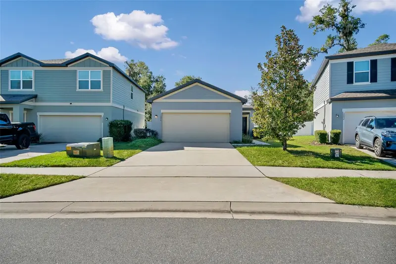 1096 Cades Cove Way, FL