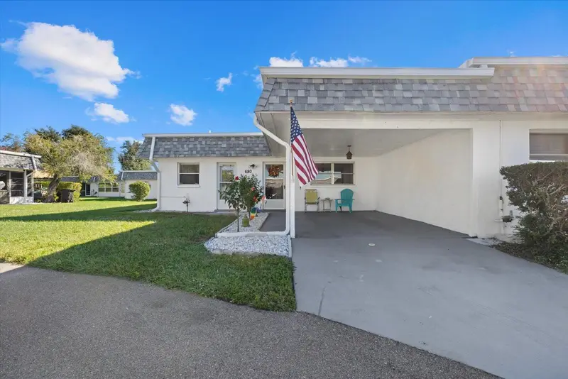 680 Circlewood Dr #W3, FL
