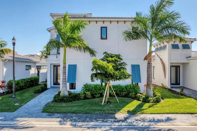 5951 Redbay Blvd, FL