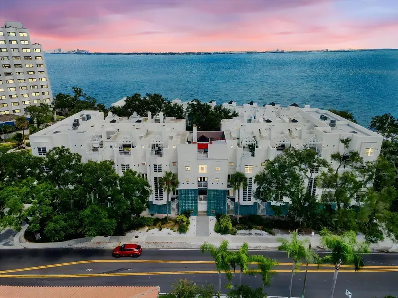 4950 Bayshore Blvd #23, FL