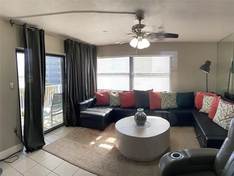 1571 S Atlantic Ave #403, FL