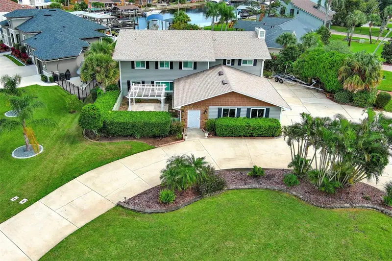 301 Quay Assisi, FL