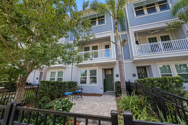 2602 W Cleveland St #3, FL