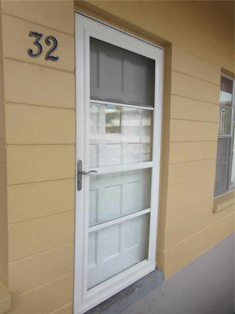 2466 Ecuadorian Way #32, FL