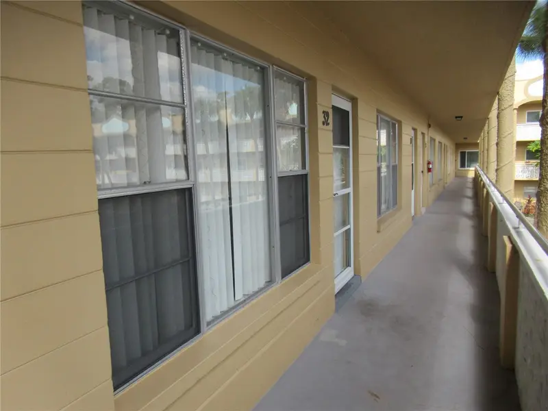 2466 Ecuadorian Way #32, FL