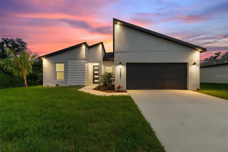 24459 Sw Kingsway Cir, FL