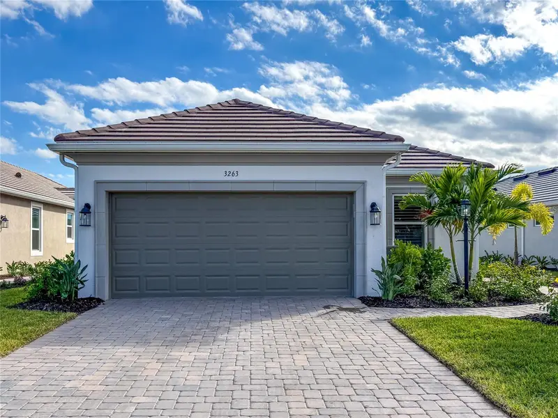 3263 Alba Cir, FL