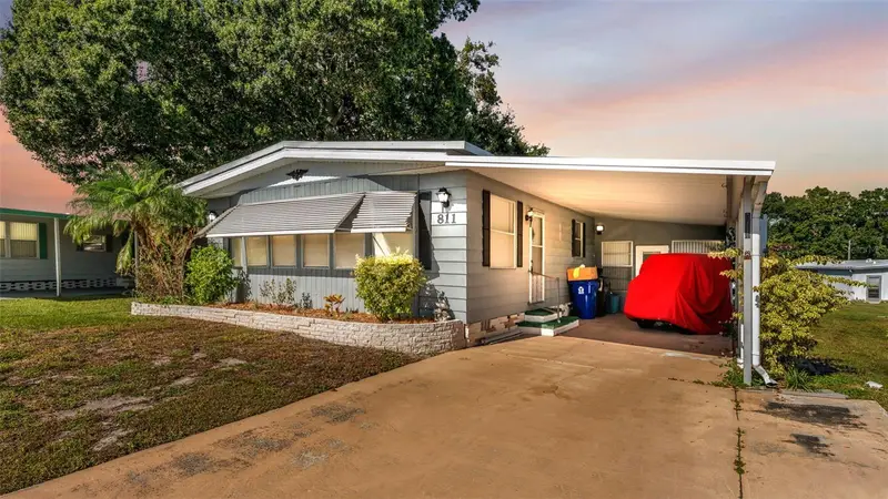 811 Elizabeth Ln, FL