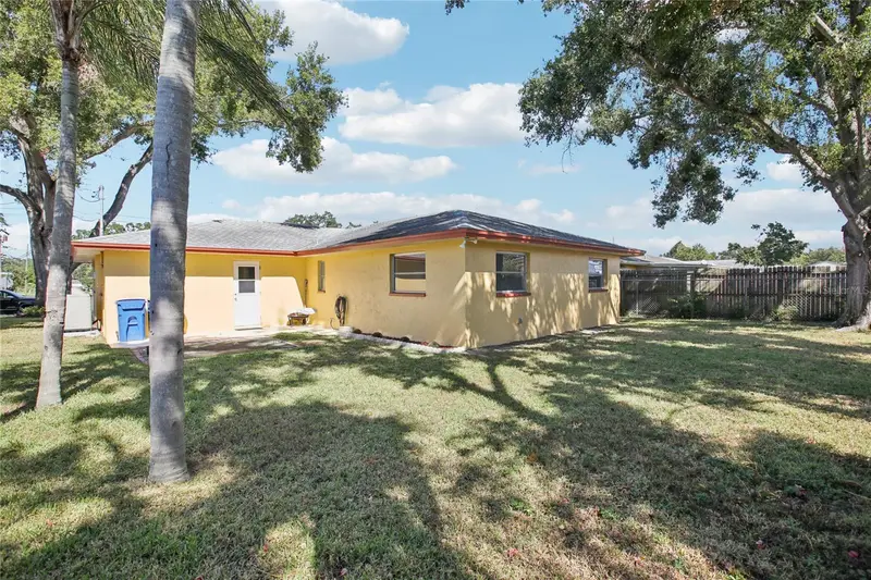 1547 Andover Dr, FL